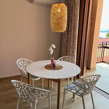 Favolabella The Loft شقة باردولينو